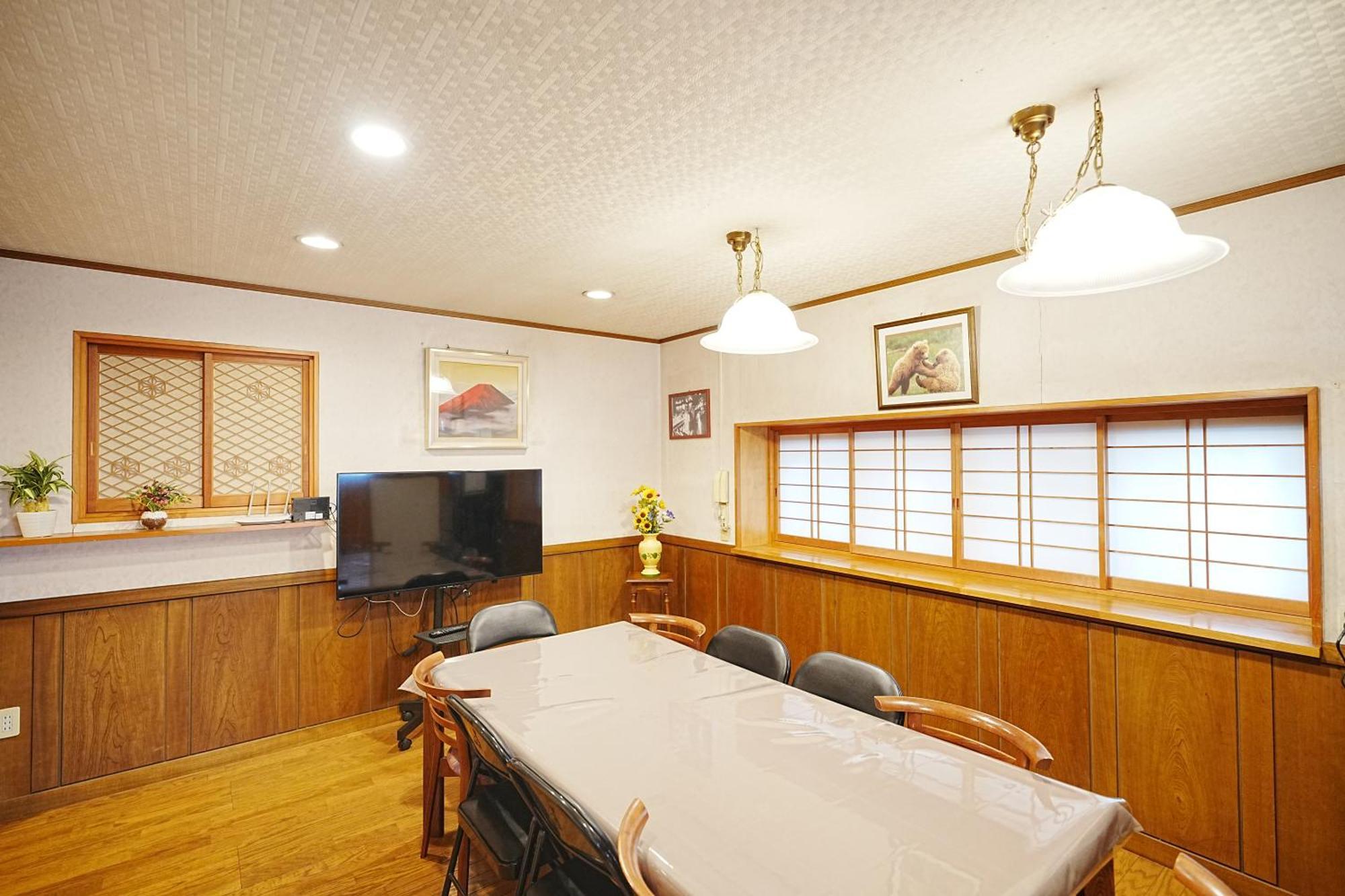 Family Or Business Travel 20 Percent Off 20 Guests 144Sqm Free Ikebukuro Shuttle 2 Kitchens Bathrooms 4 Bedrooms Tokyo Bagian luar foto
